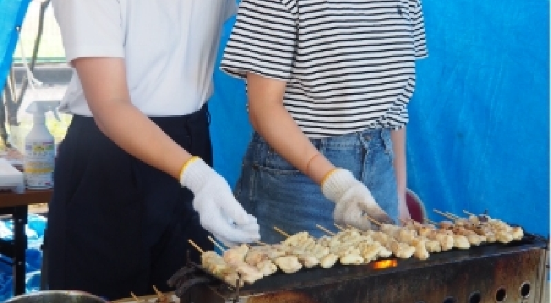 飲食